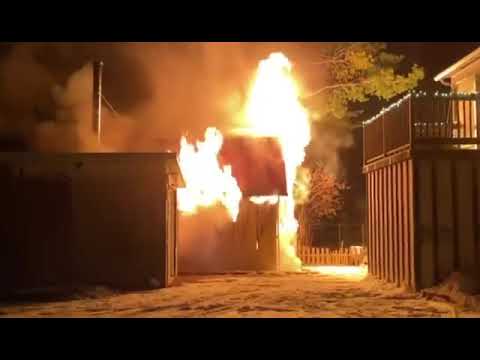 Un garage ravagé par les flammes à Saint-Cyrille
